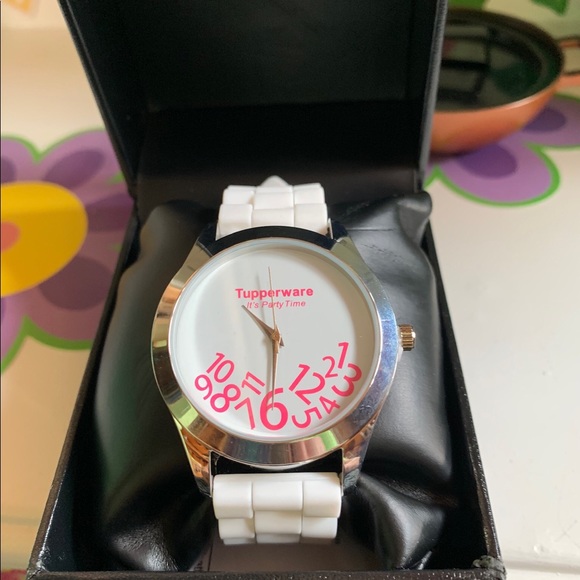 Tupperware Watch - Picture 2 of 2